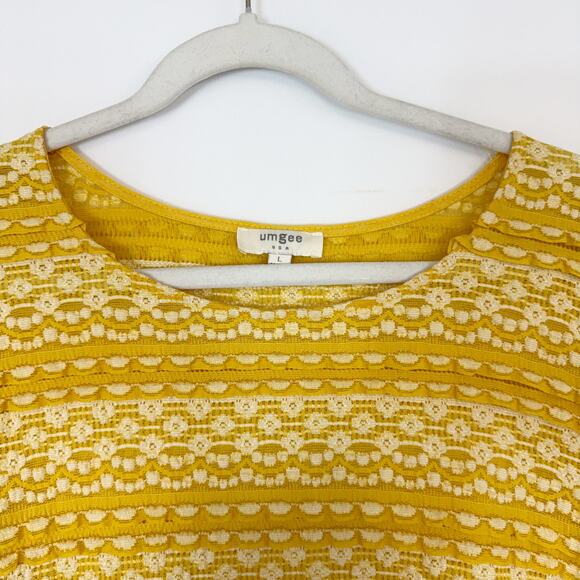Umgee Crochet Lace Ruffle Top Short Sleeves Marigold Yellow Women's Large - Picture 2 of 9